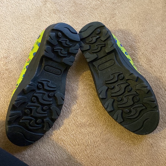 Brand New Rubber Shoes - Picture 2 of 2